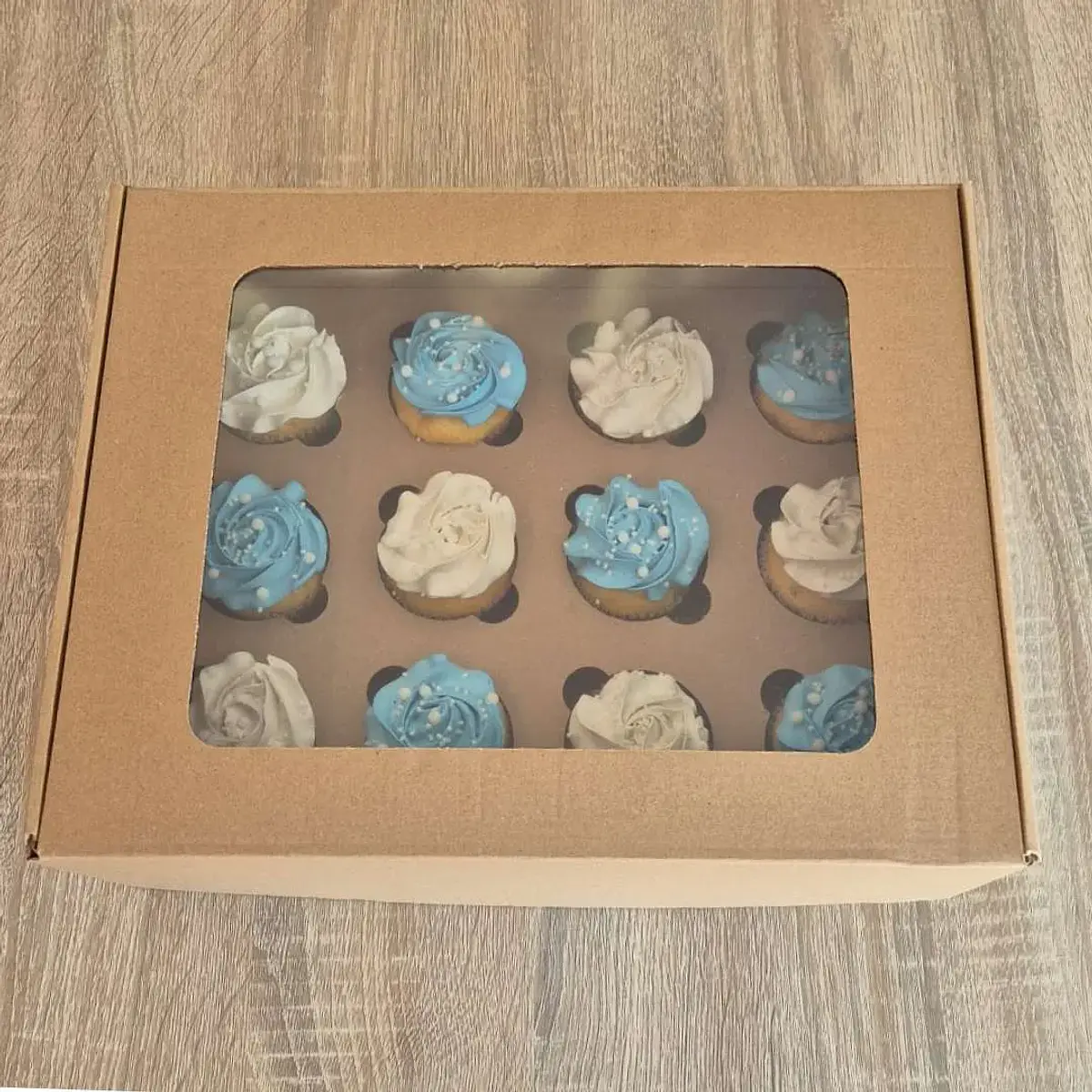 Cupcakes Tons Azuis e Branco